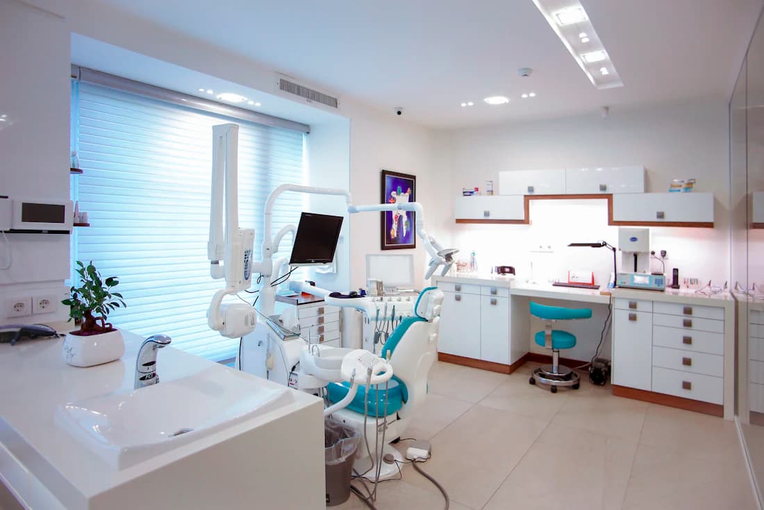 Clinică dentară